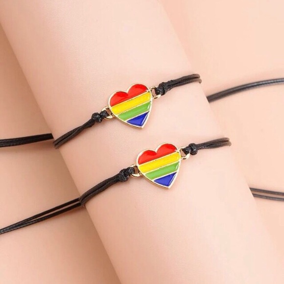 🌈PRIDE 2Pc Set Adjustable String Heart Bracelets Unisex NWT - Picture 2 of 4